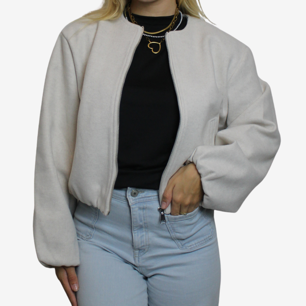 Witte bomber jasje annefleur outfit stijl